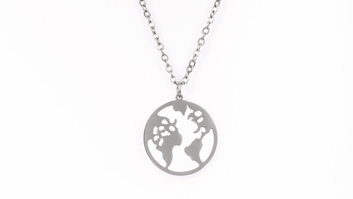 Globe Necklace "Wanderlust"